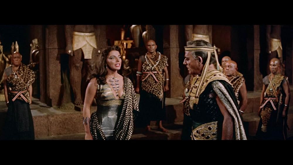 ピラミッドの画像