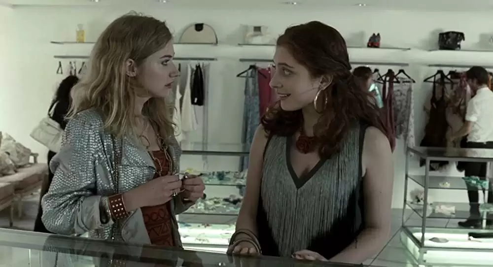 「Chatroom／チャットルーム」イモージェン・プーツの画像