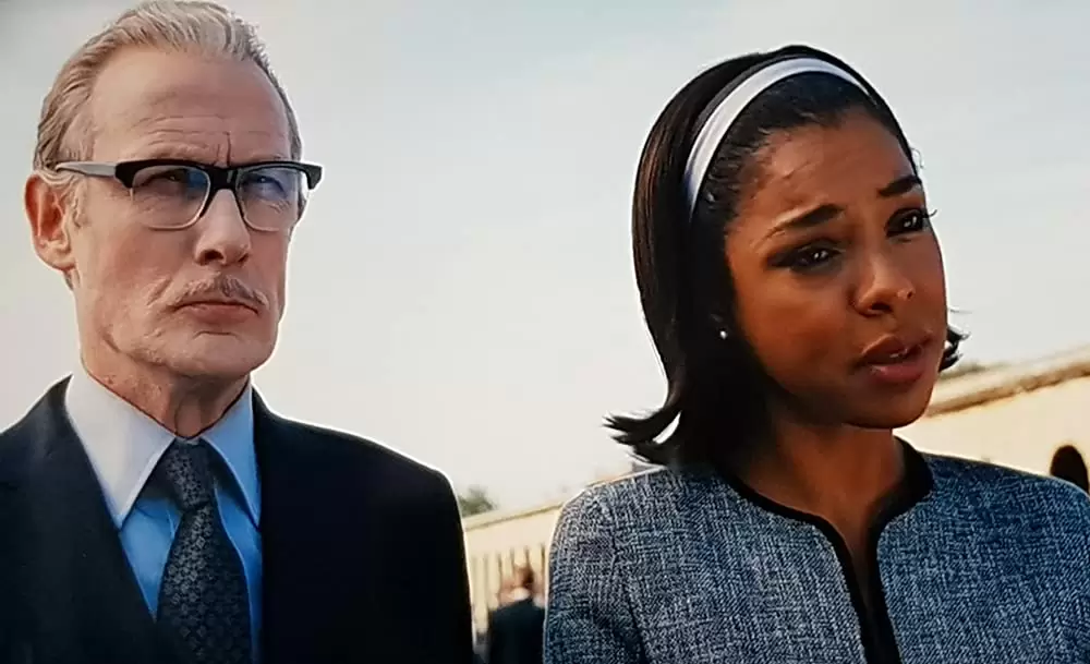 「アレックス・ライダー」ビル・ナイ & ソフィー・オコネドーの画像
