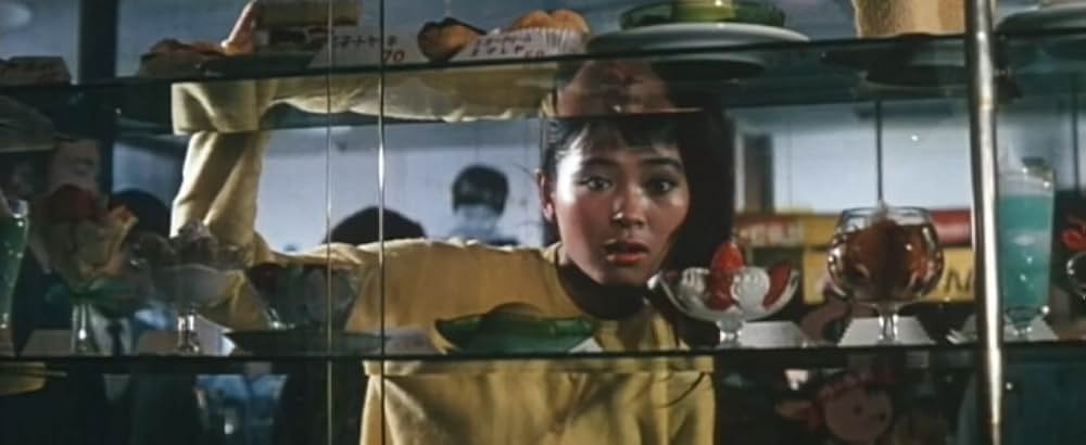 巨人と玩具の画像