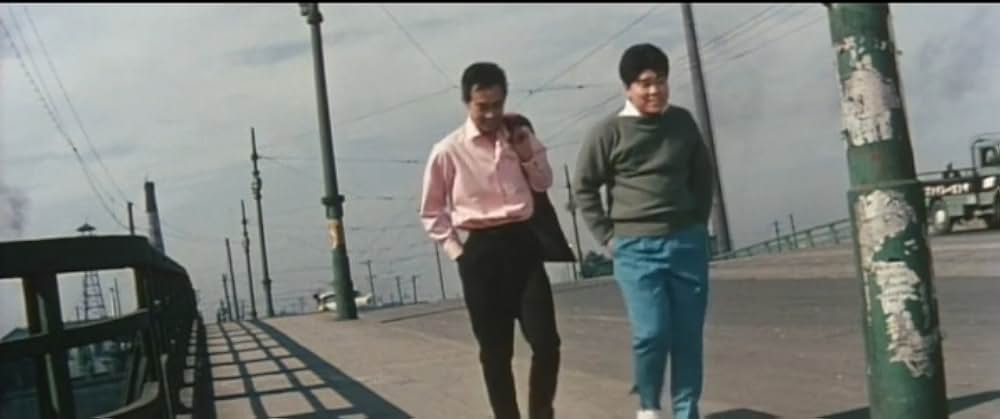 巨人と玩具の画像