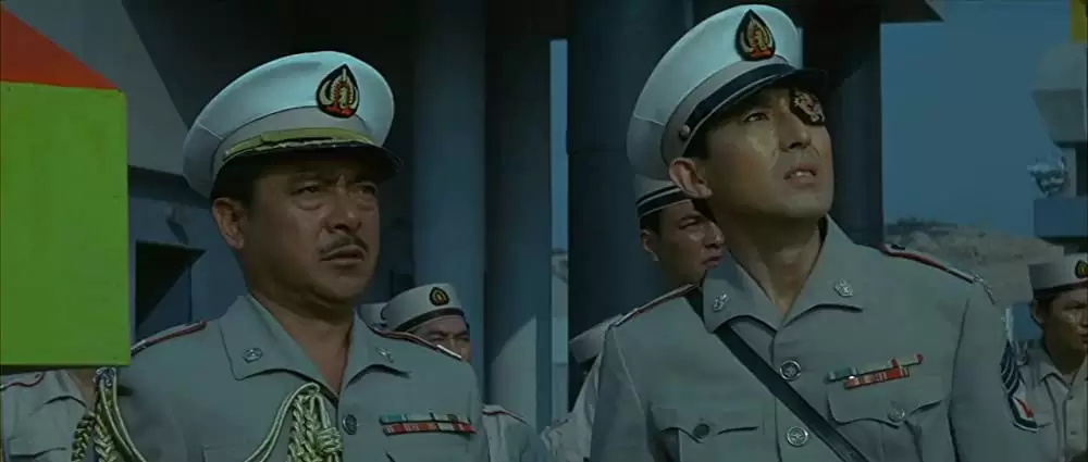 「ゴジラ・エビラ・モスラ 南海の大決闘」平田昭彦 & 田崎潤の画像