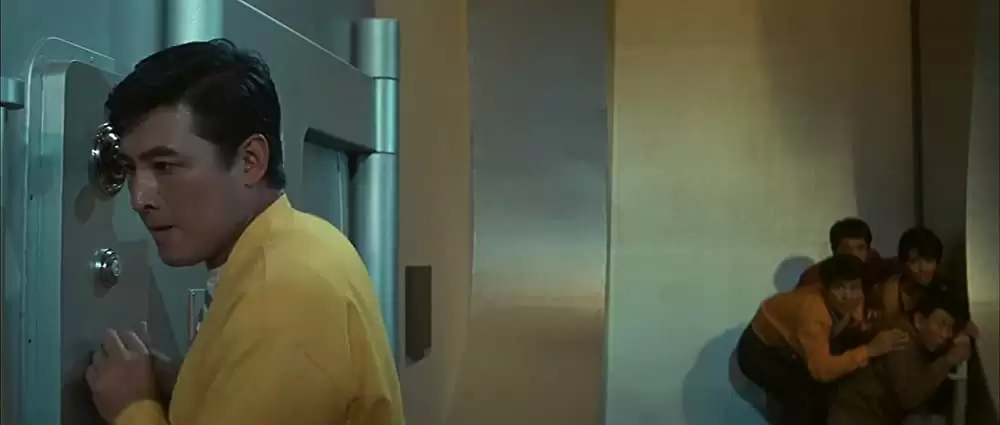 「ゴジラ・エビラ・モスラ 南海の大決闘」水野久美 & 砂塚英夫 & 宝田明 & 当銀長太郎 & 渡辺徹の画像