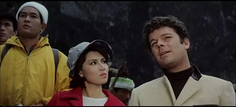 「フランケンシュタインの怪獣 サンダ対ガイラ」水野久美 & ラス・タンブリンの画像