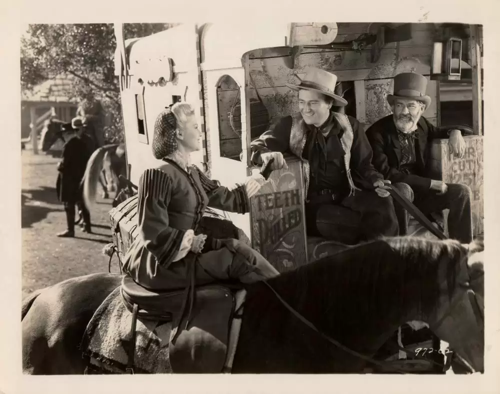 「暗黒の命令」ジョン・ウェイン & ジョージ・ギャビー・ヘイス & クレア・トレバーの画像