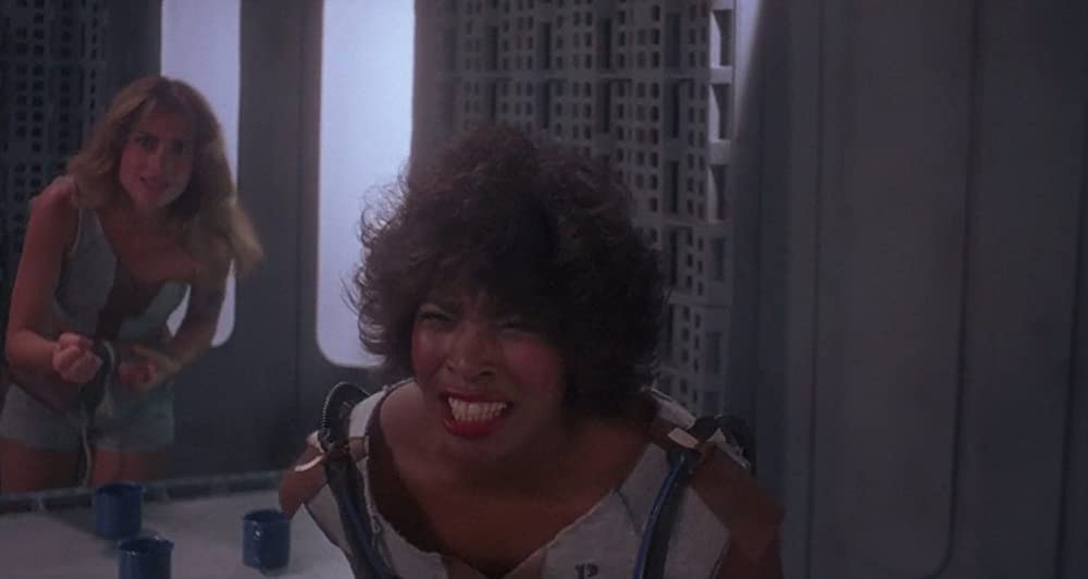 宇宙要塞からの脱出の画像