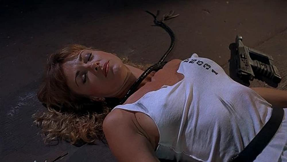 宇宙要塞からの脱出の画像