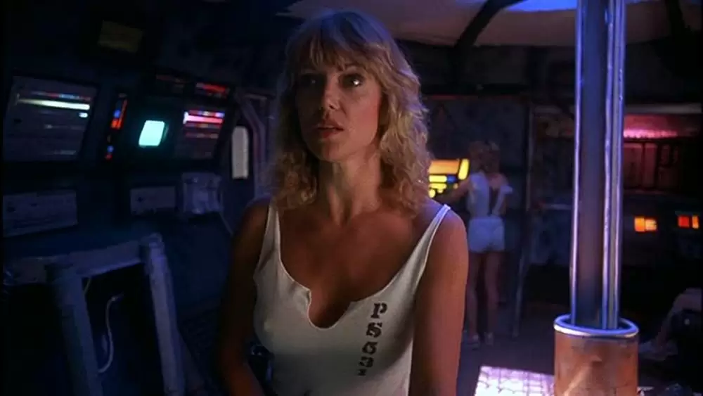 宇宙要塞からの脱出の画像