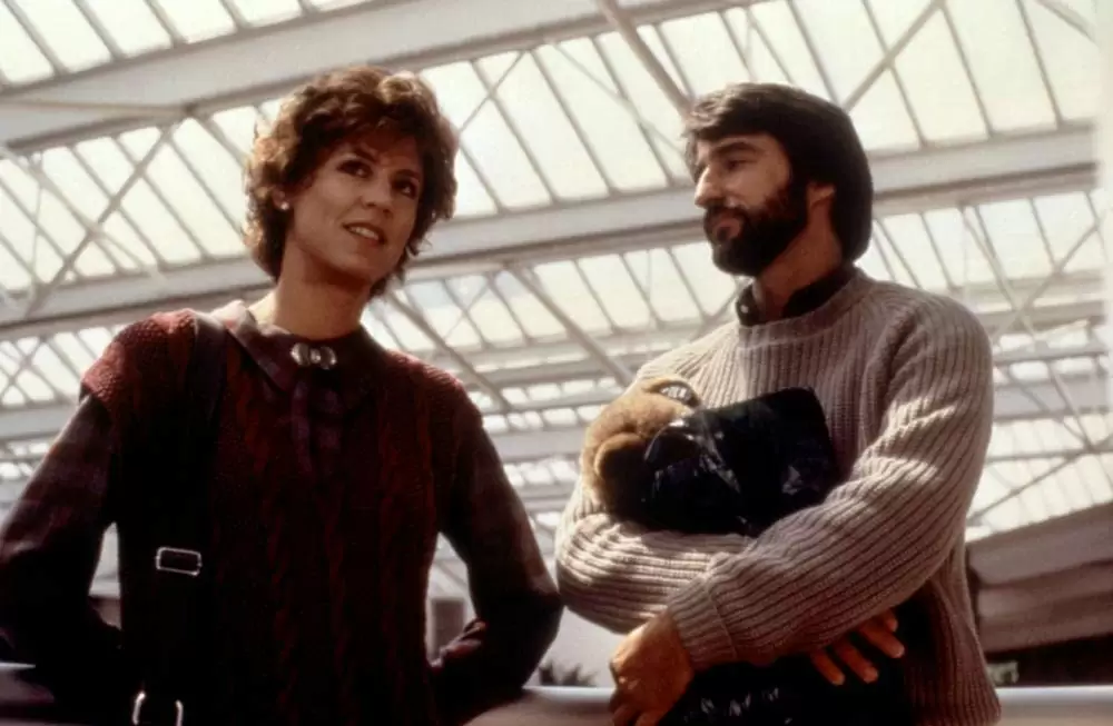 「女ざかり／ホリーとサンディ」クリスティーン・ラーチ & サム・ウォーターストンの画像