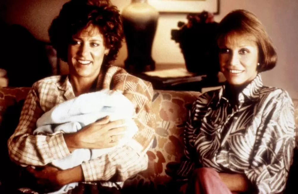 「女ざかり／ホリーとサンディ」クリスティーン・ラーチ & メアリー・タイラー・ムーアの画像