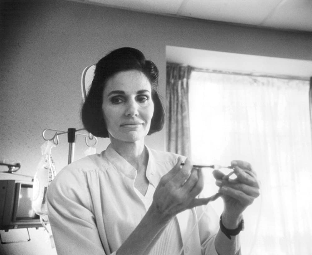 くちづけはタンゴの後での画像