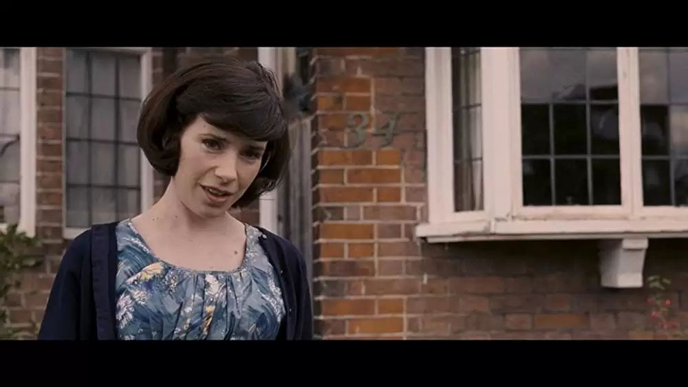 「17歳の肖像」サリー・ホーキンスの画像