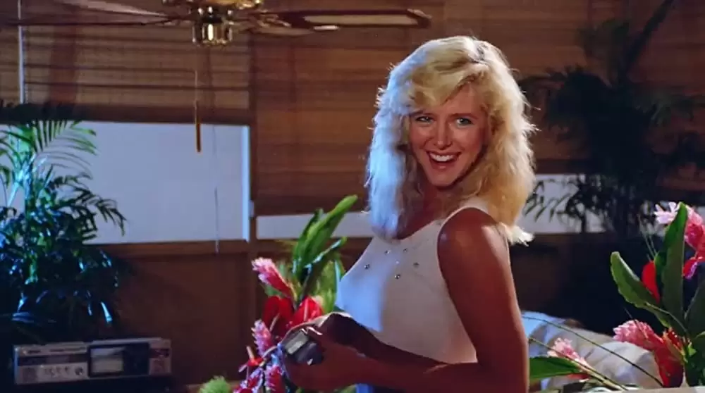 「グラマー・エンジェル危機一発」ホープ・マリー・カールトンの画像