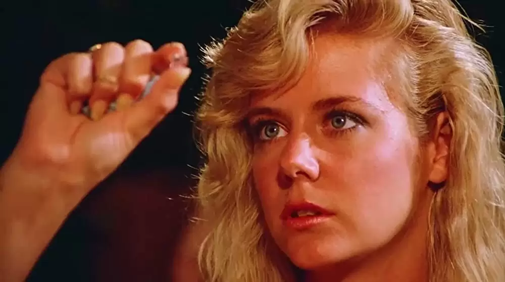 「グラマー・エンジェル危機一発」ホープ・マリー・カールトンの画像