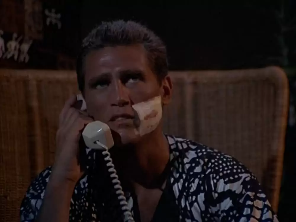 「グラマー・エンジェル危機一発」ロドリゴ・オブレゴンの画像