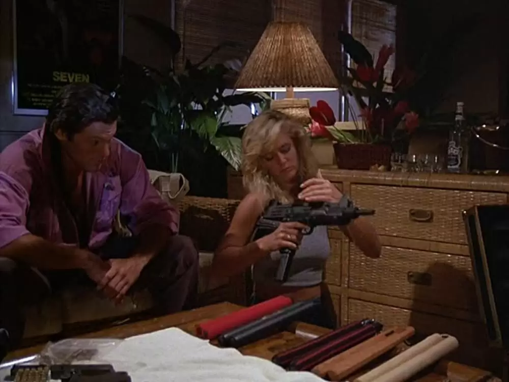 「グラマー・エンジェル危機一発」ホープ・マリー・カールトンの画像