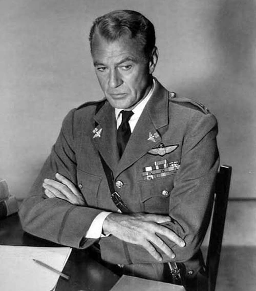 軍法会議の画像