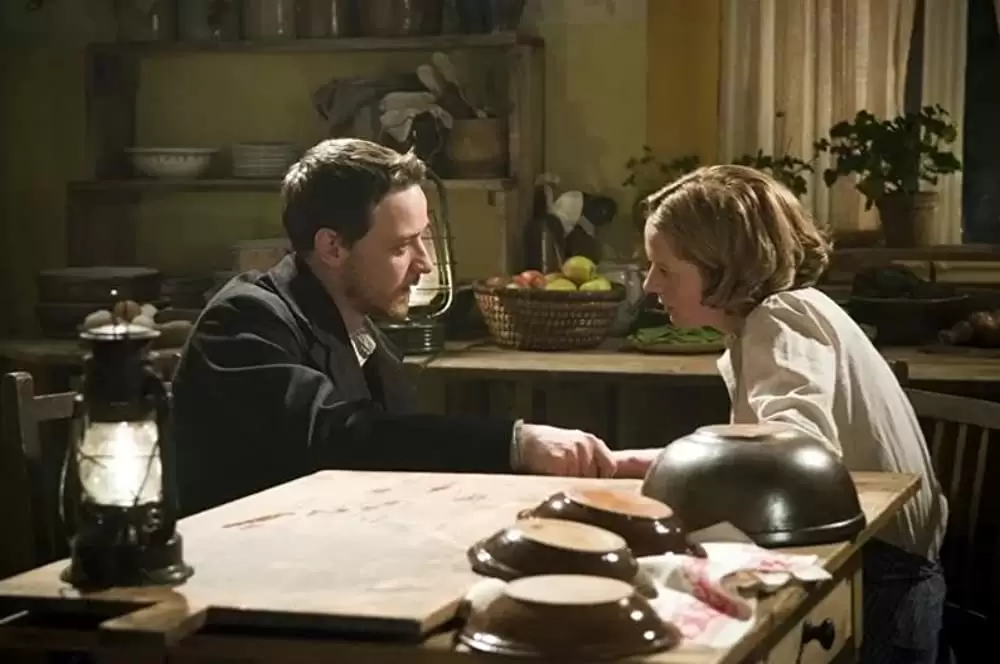 「終着駅 トルストイ最後の旅」ケリー・コンドン & ジェームズ・マカボイの画像