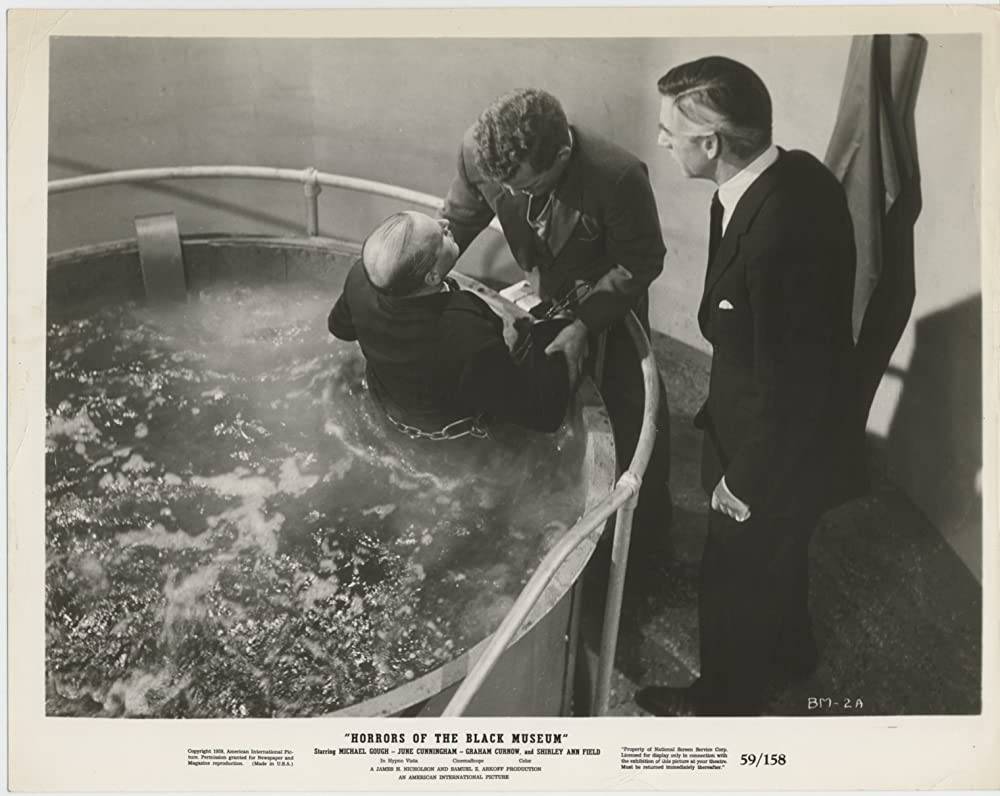 黒死館の恐怖の画像