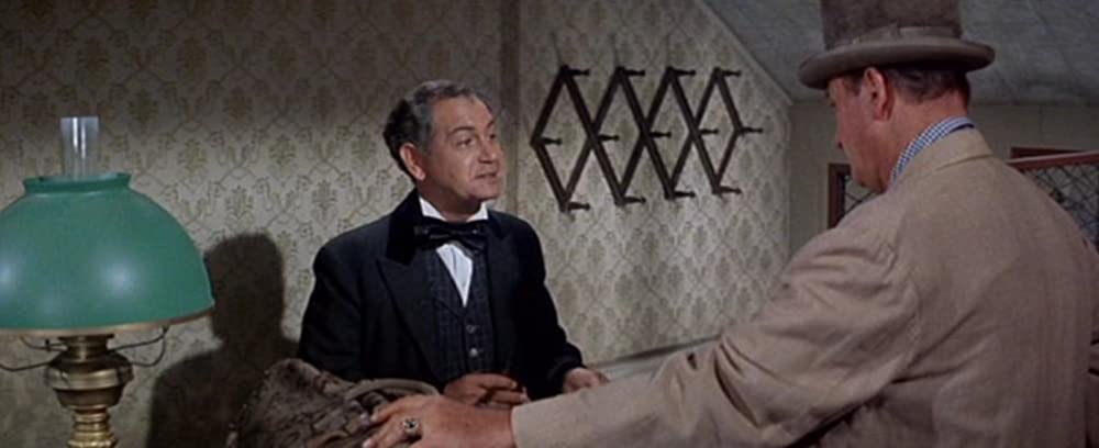 手錠の男の画像