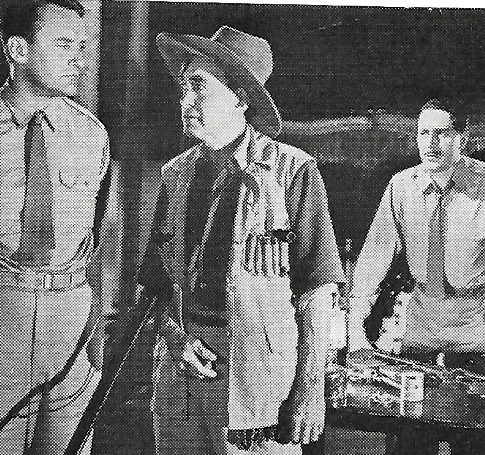 「砂丘の敵」ジョージ・サンダース & ハリー・ケリー & レジナルド・ガーディナーの画像