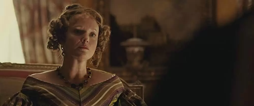 ヴィクトリア女王 世紀の愛の画像