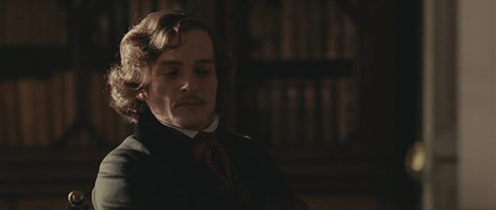 ヴィクトリア女王 世紀の愛の画像