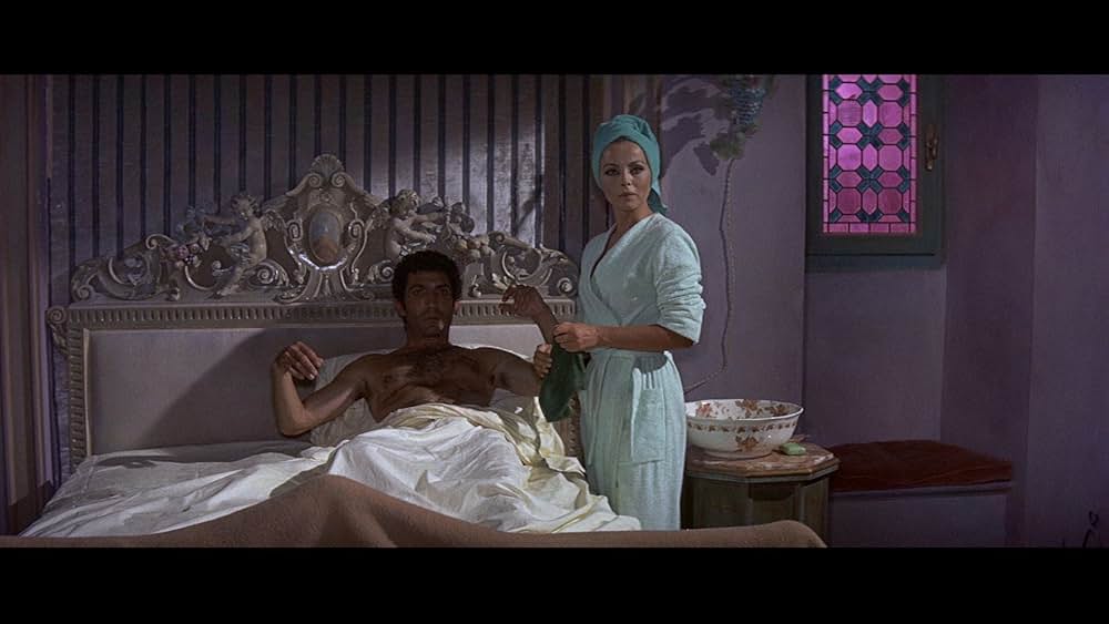 サンタ・ビットリアの秘密の画像