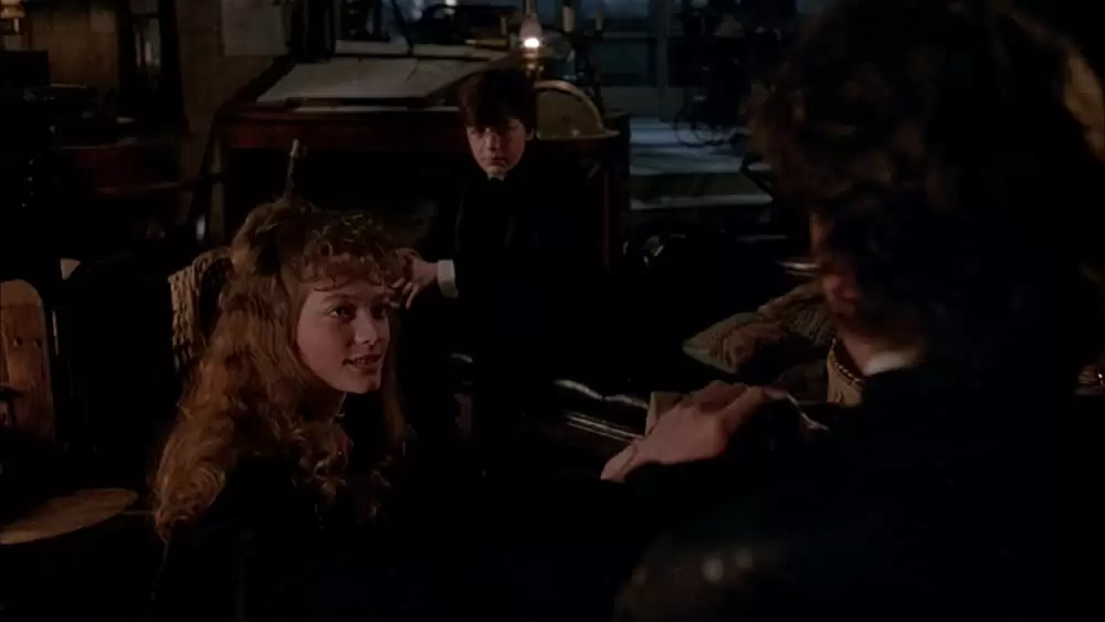 「ヤング・シャーロック／ピラミッドの謎」ソフィー・ウォード & Alan Cox & ニコラス・ロウの画像