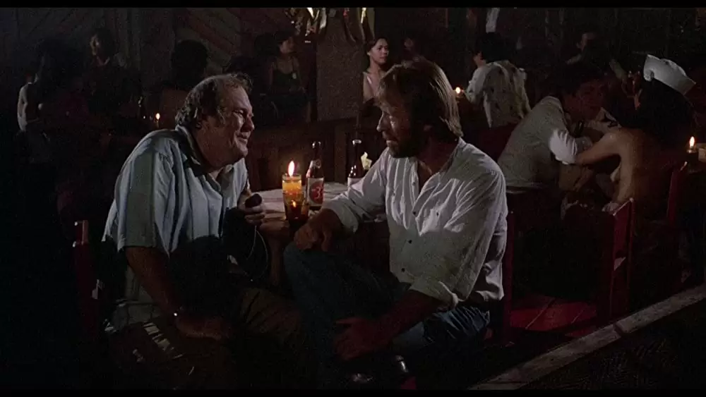 「地獄のヒーロー」チャック・ノリス & M・エメット・ウォルシュの画像