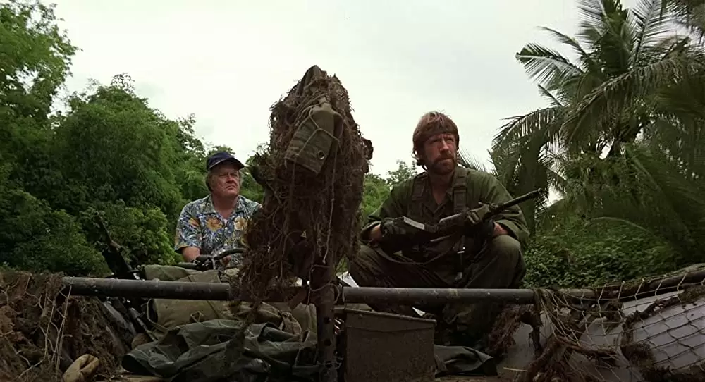 「地獄のヒーロー」チャック・ノリス & M・エメット・ウォルシュの画像