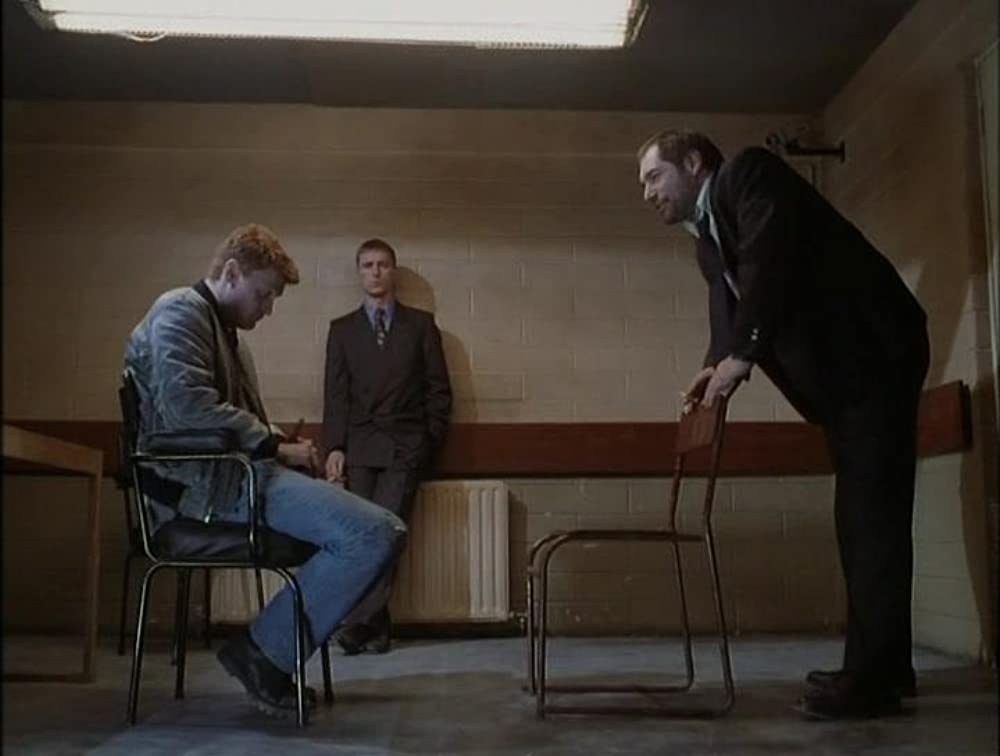 アンダーフィールドの画像