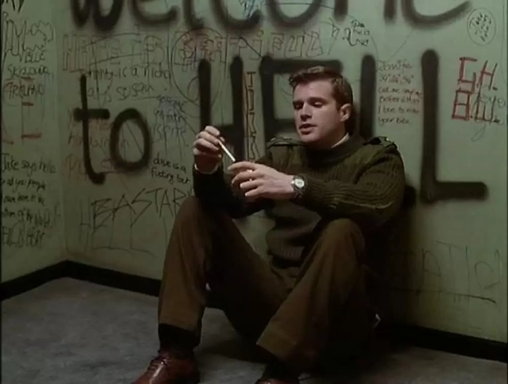 アンダーフィールドの画像