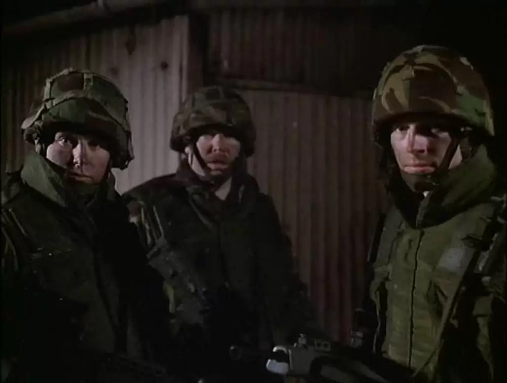 アンダーフィールドの画像