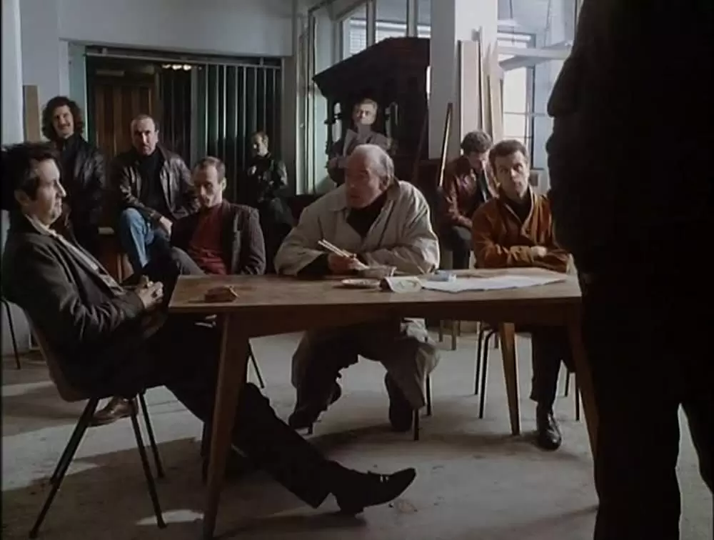 アンダーフィールドの画像