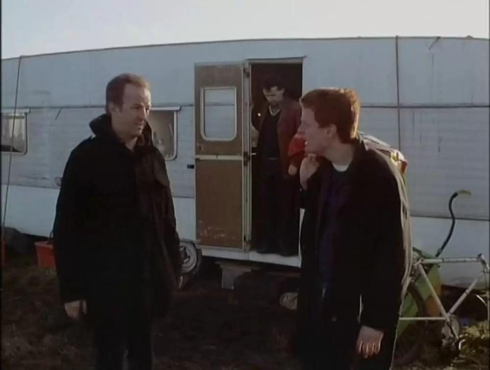 アンダーフィールドの画像