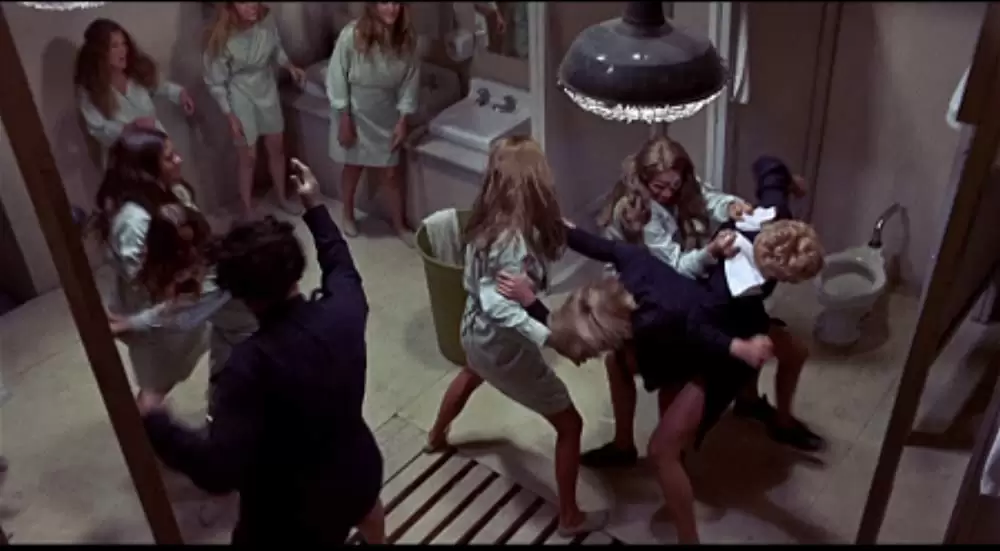 スウィッチブレイド・シスターズの画像