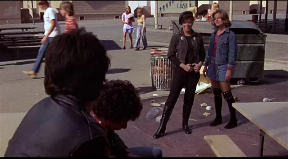 スウィッチブレイド・シスターズの画像