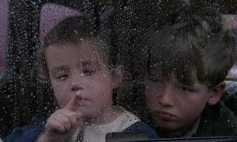 戦場の小さな天使たちの画像