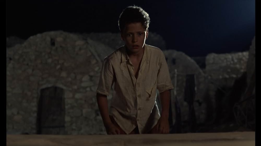 月の子どもの画像