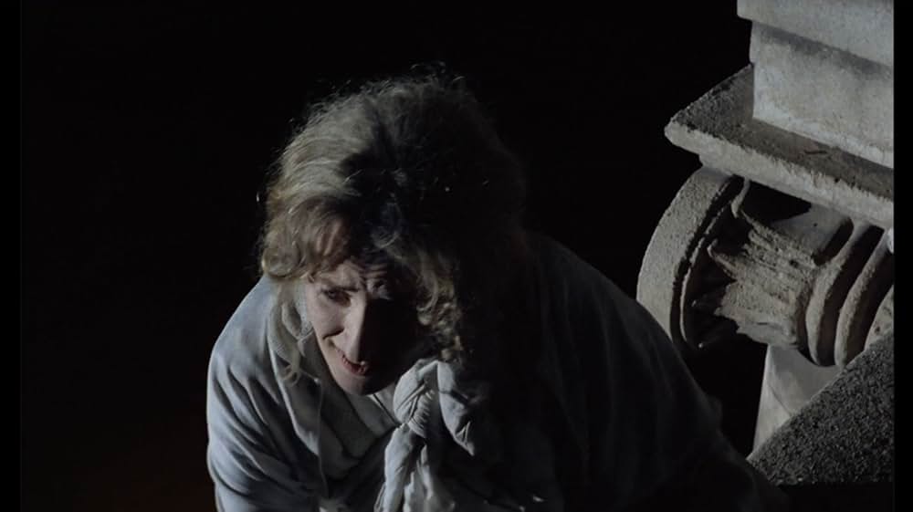 月の子どもの画像