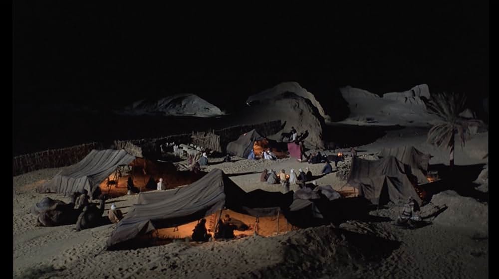 月の子どもの画像