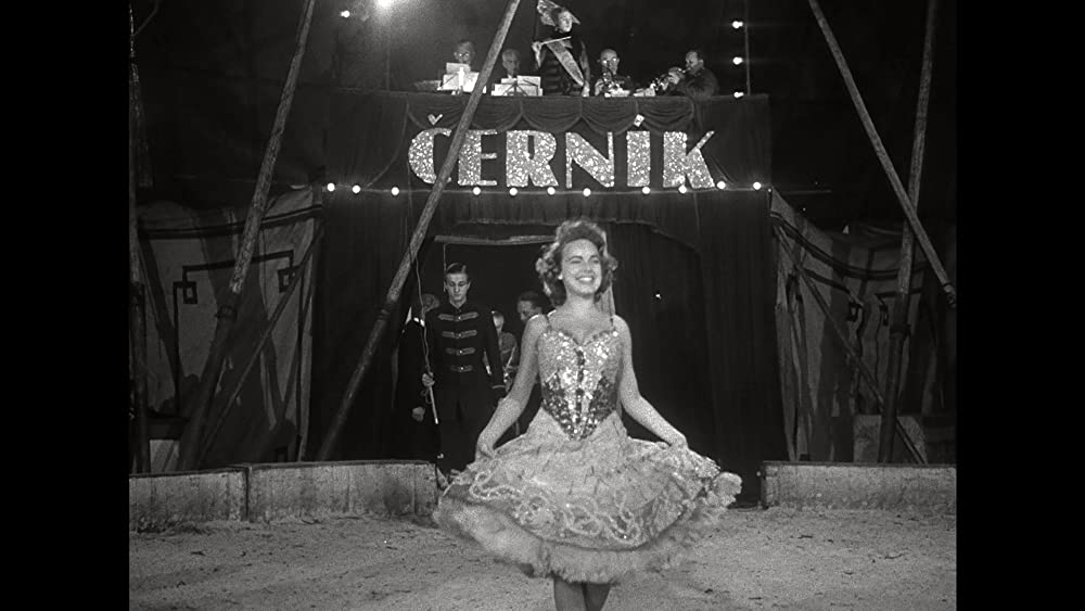 綱渡りの男の画像