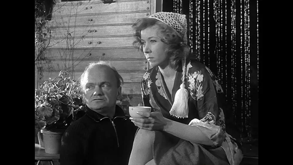 「綱渡りの男」グロリア・グレアムの画像