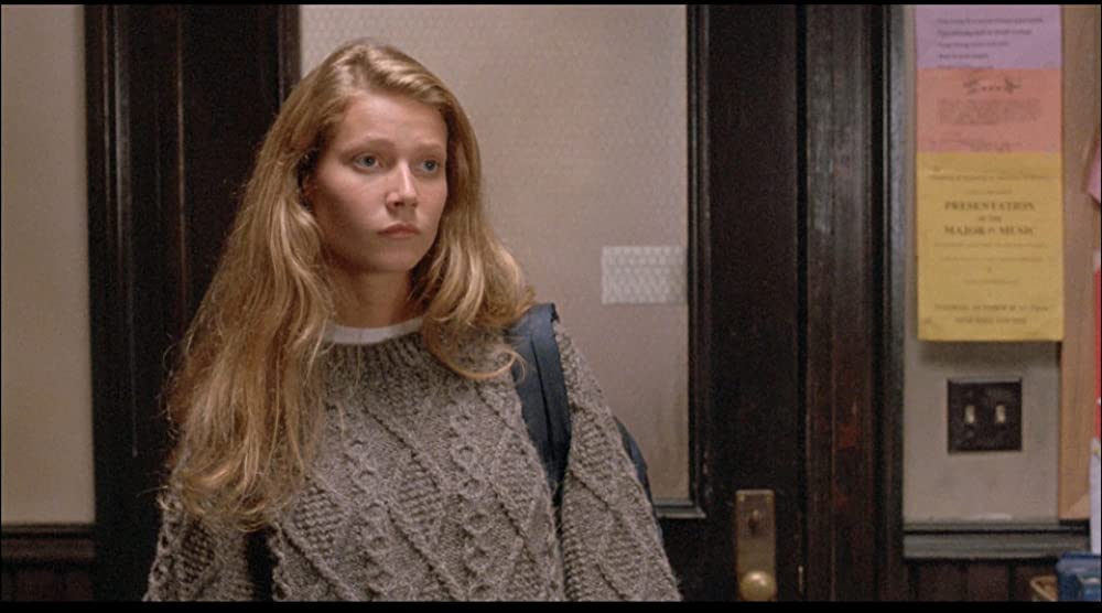 冷たい月を抱く女 解説・レビュー・評価 映画ポップコーン