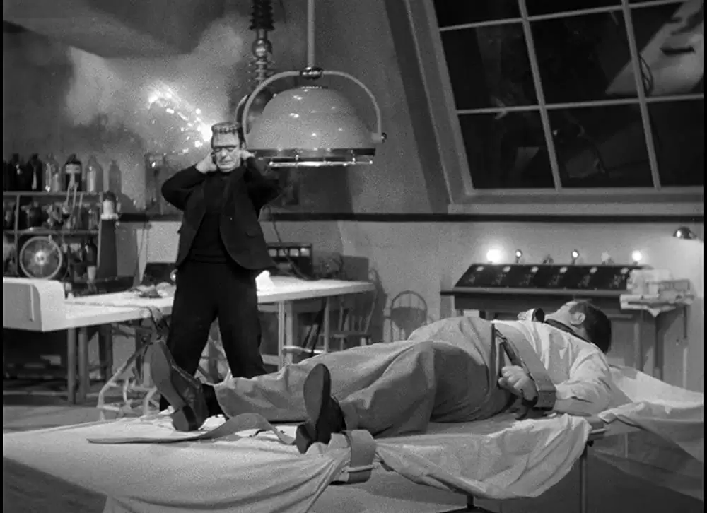 「凸凹フランケンシュタインの巻」ルー・コステロ & グレン・ストレンジの画像