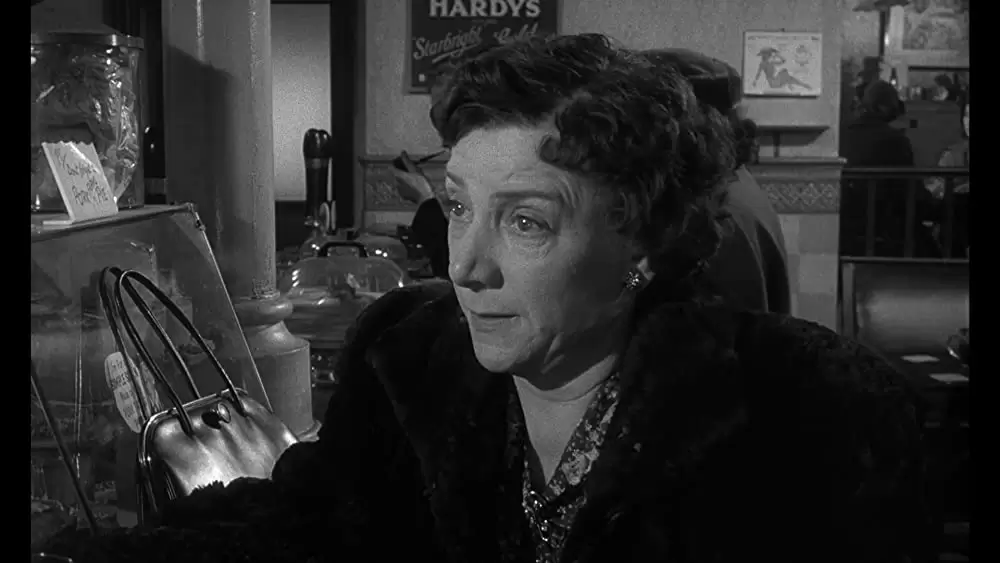 土曜の夜と日曜の朝の画像