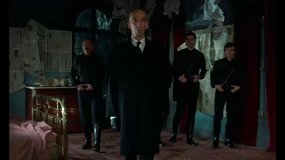 囚われの美女の画像