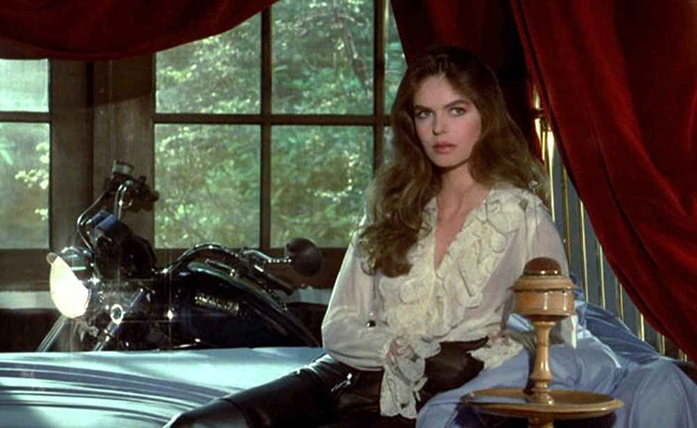 囚われの美女の画像