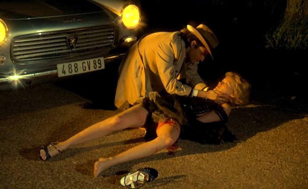 囚われの美女の画像